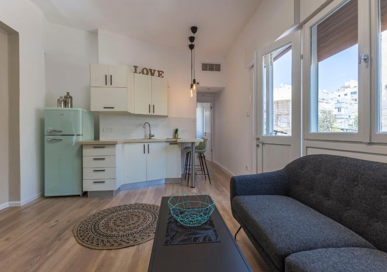 1B Patio Beach House Premium Location W/2 Balcony تل أبيب المظهر الخارجي الصورة